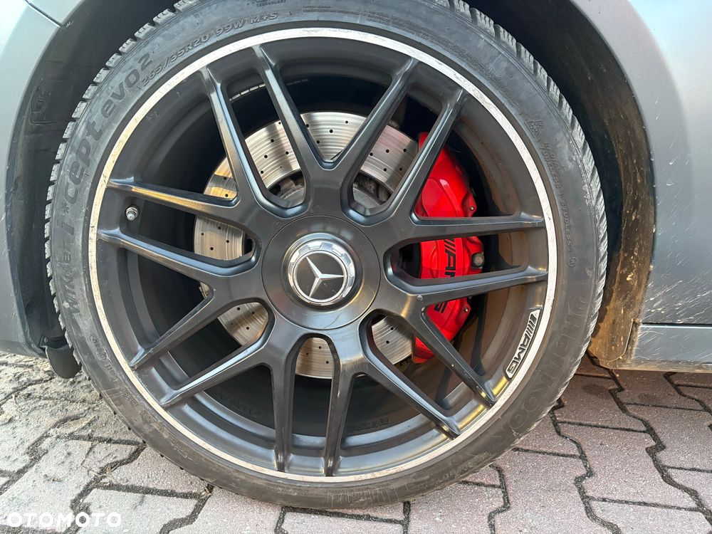Mercedes-Benz Klasa E - 19