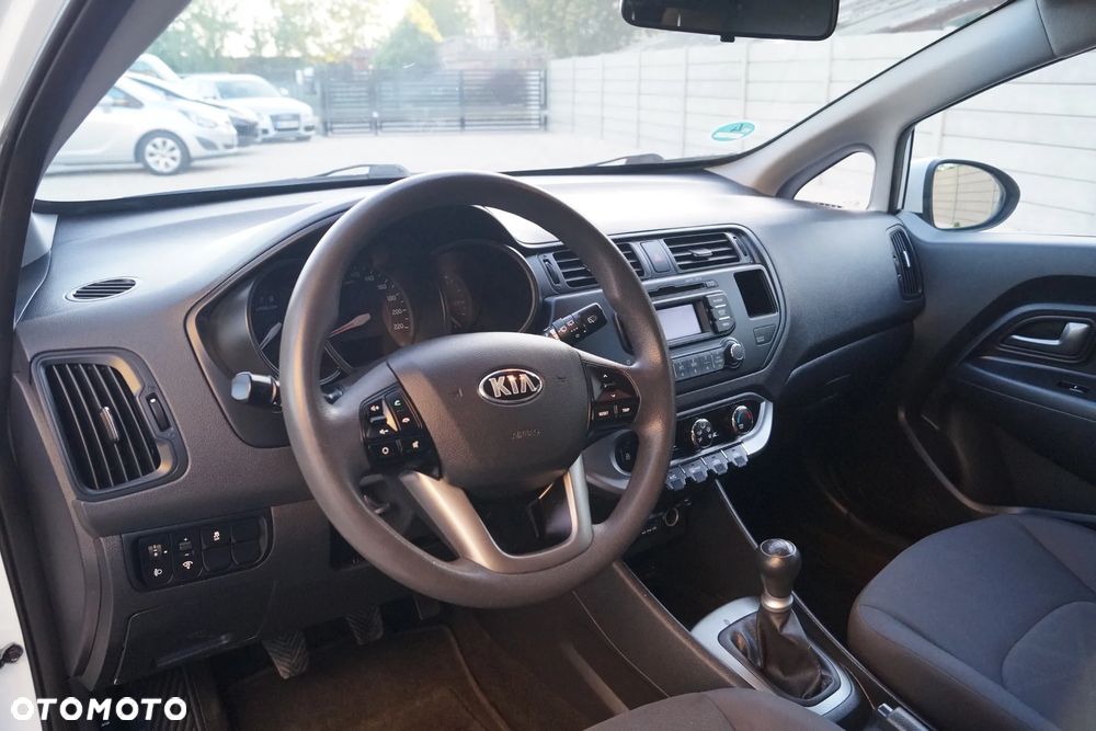 Kia Rio 1.2 Edition 7 - 18