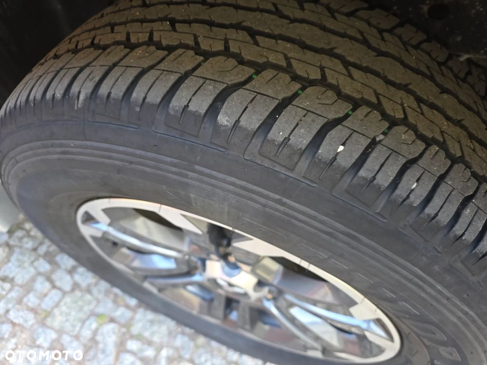 Mitsubishi L200 2.2 d DC Instyle - 15