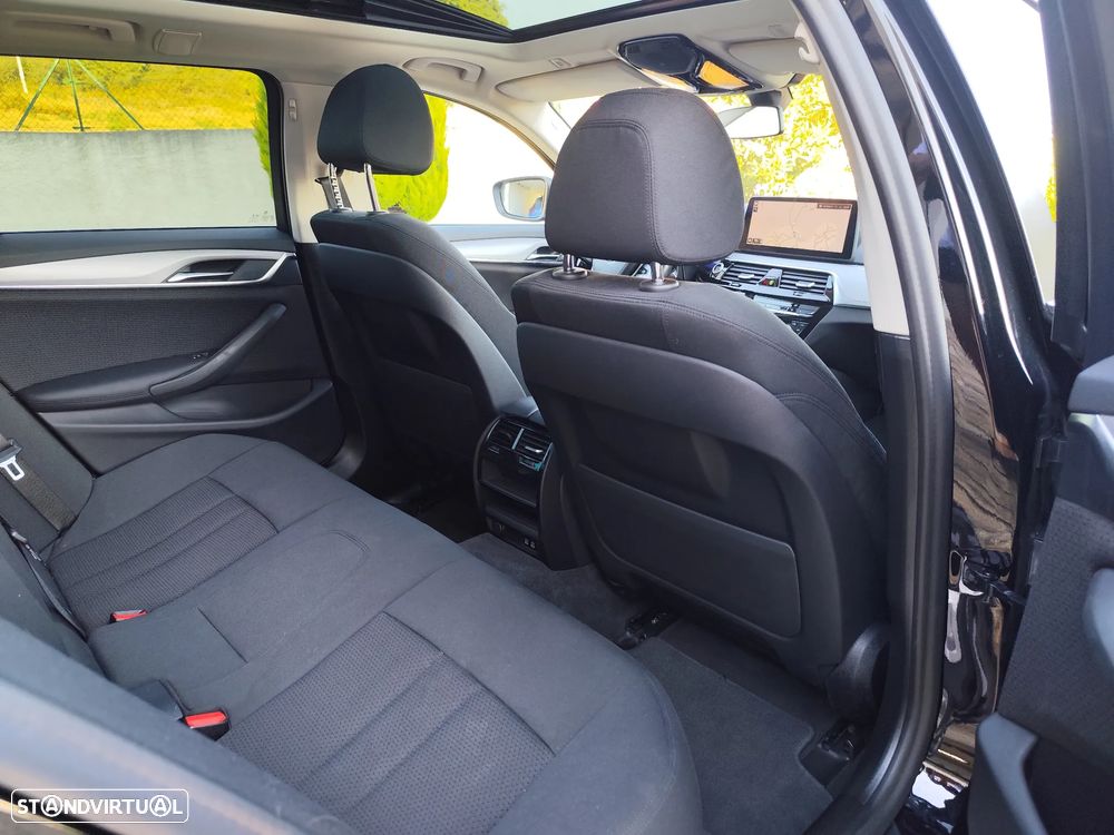 BMW 530 e Line Luxury - 12