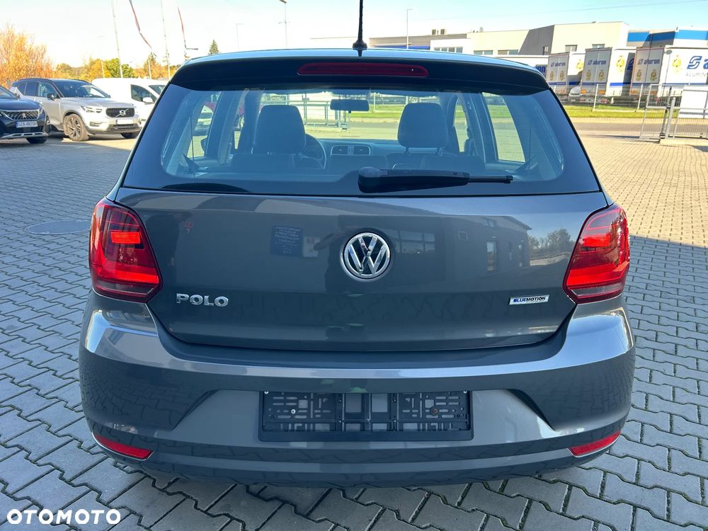 Volkswagen Polo - 14
