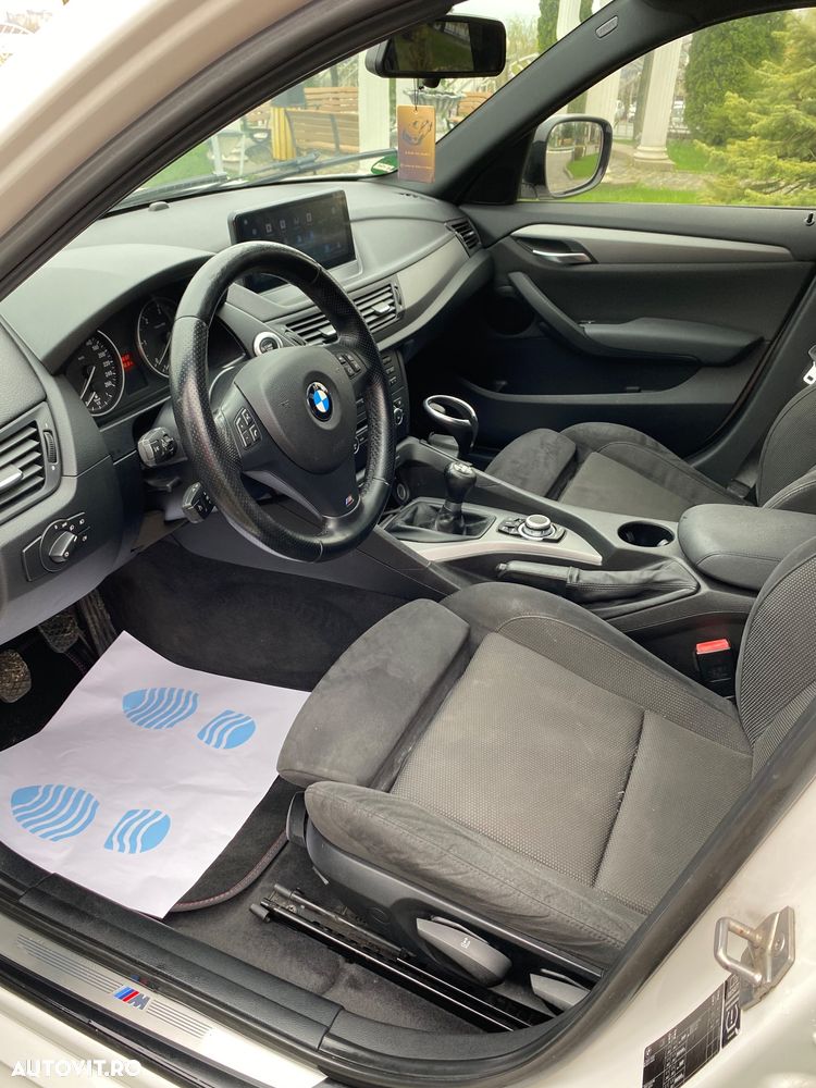 BMW X1 sDrive20d - 12