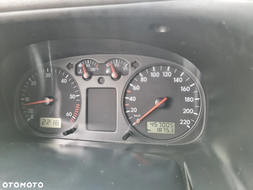 Volkswagen Multivan Standard - 33