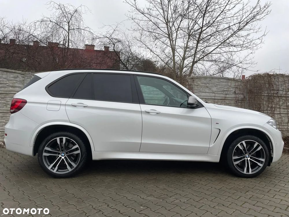 BMW X5 M M50d - 11