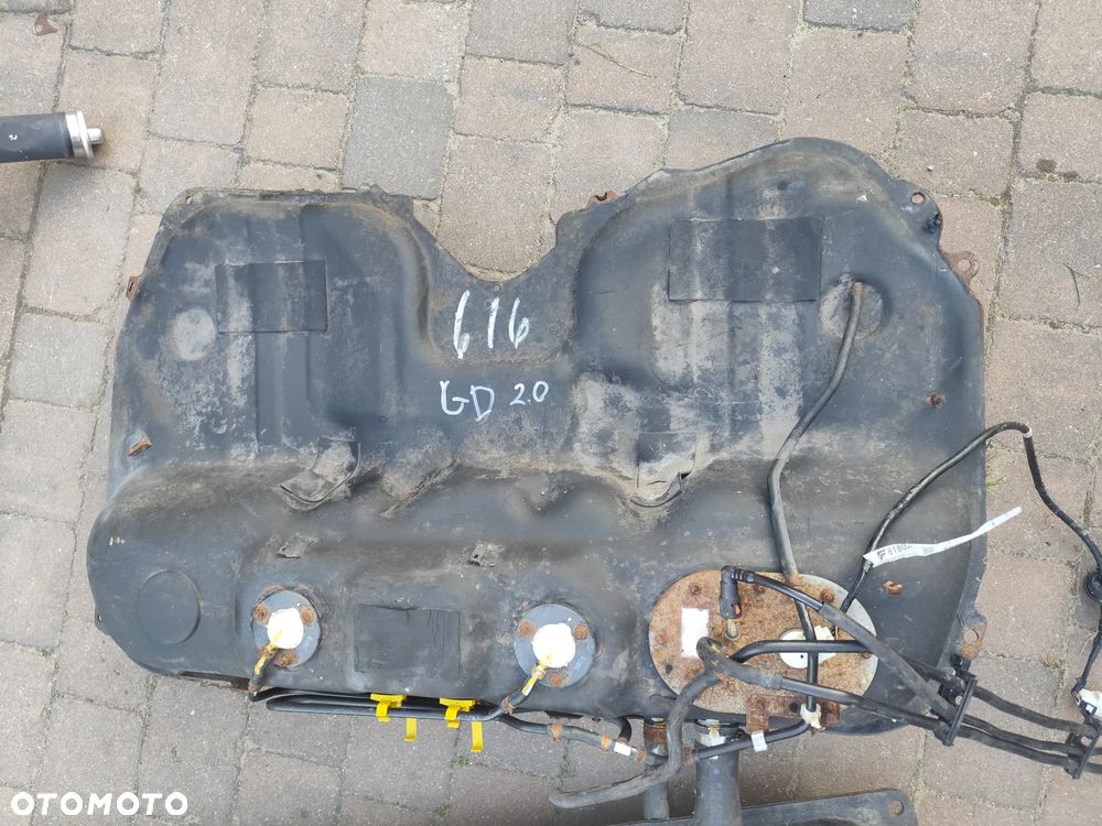 Zbiornik paliwa kompletny Subaru Impreza GD A40-000 R47 Legacy II Impreza GC A40-000 R67