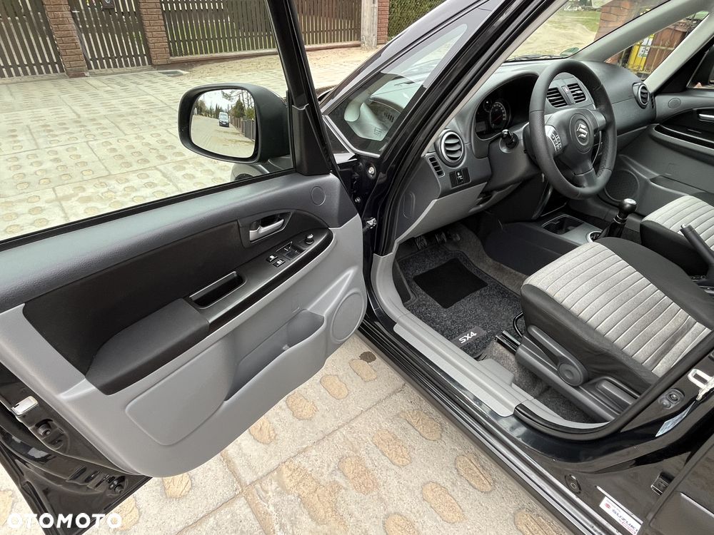 Suzuki SX4 Classic 1.6 VVT 4x4 Comfort - 7