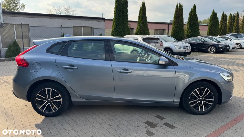 Volvo V40 T3 - 19