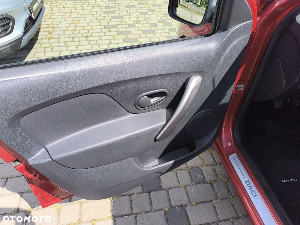 Dacia Sandero 1.2 16V Laureate - 10