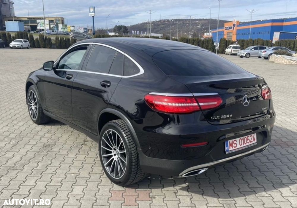 Mercedes-Benz GLC Coupe 250 d 4Matic 9G-TRONIC - 4