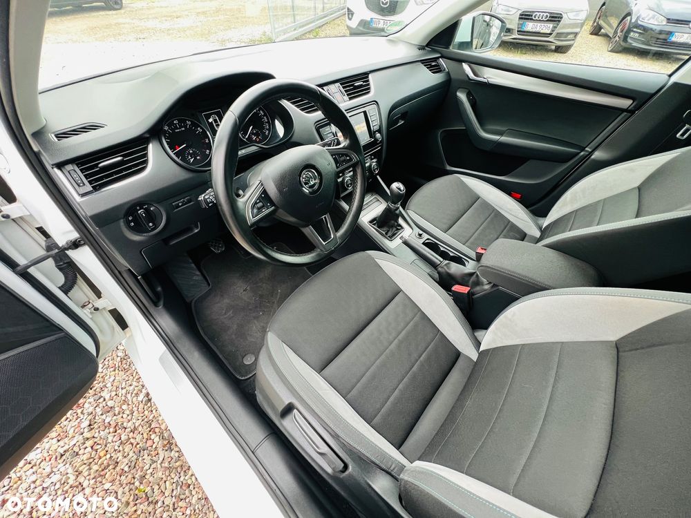 Skoda Octavia 1.2 TSI Joy - 9