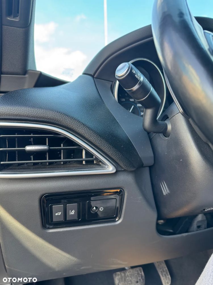 Jaguar F-Pace 20d AWD Prestige - 11