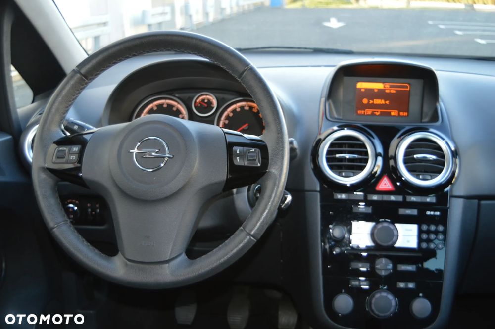 Opel Corsa - 16