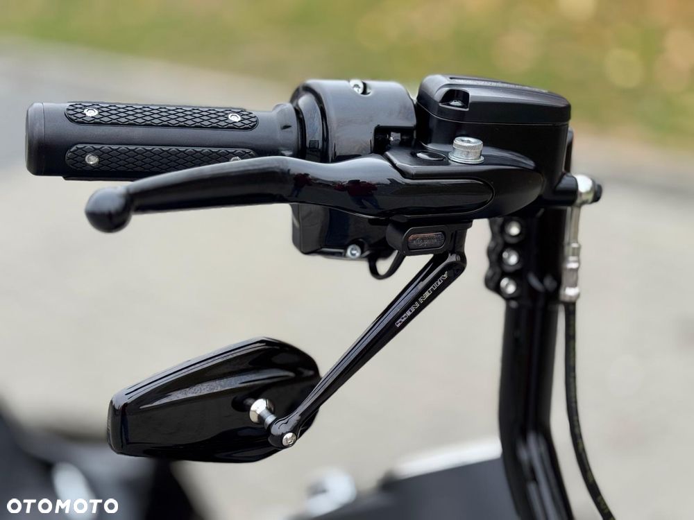 Harley-Davidson Touring Road King - 31