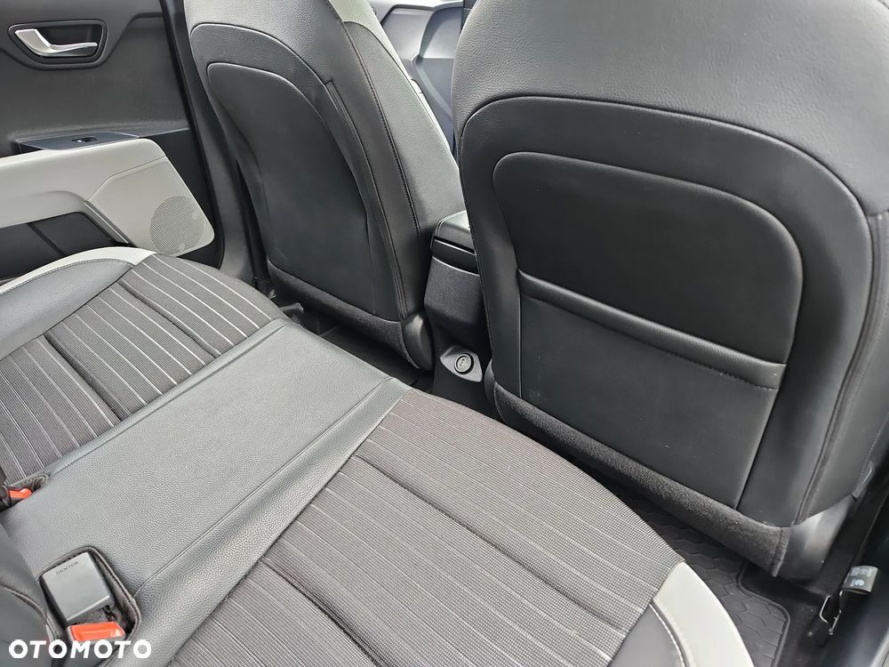 Kia Stonic 1.0 T-GDI L - 24