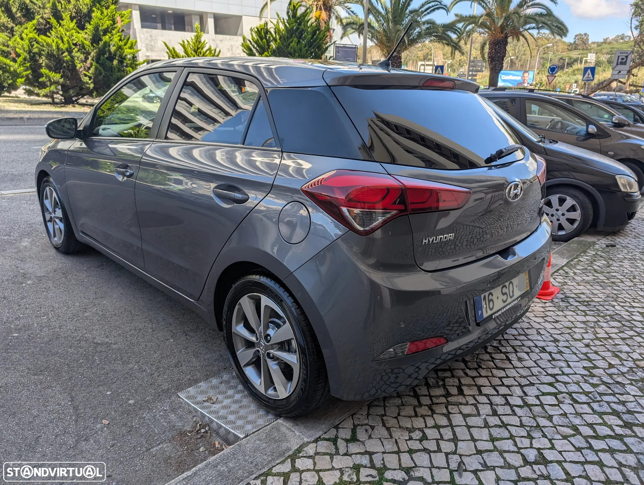 Hyundai i20 1.1 CRDi Comfort - 6