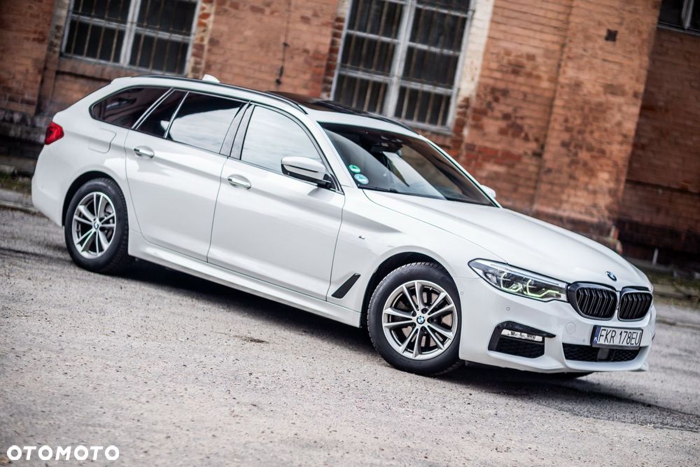 BMW Seria 5 520d xDrive M Sport Edition - 3