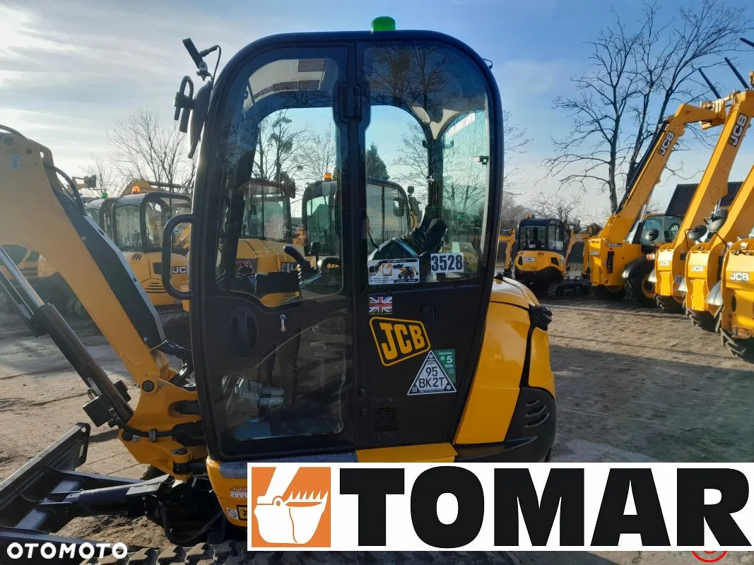 JCB 8026 - 12