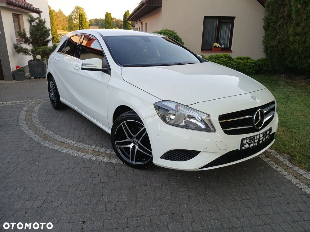 Mercedes-Benz Klasa A 180 BlueEfficiency Edition - 2