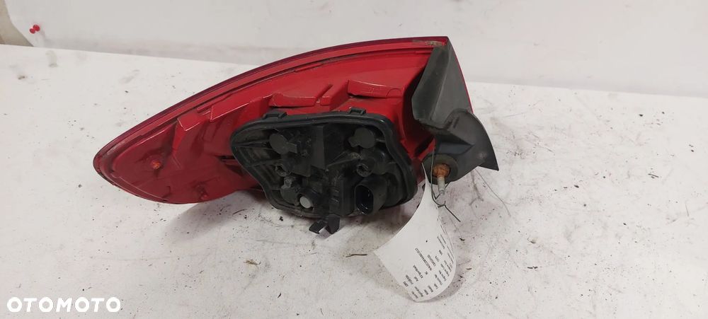.  LAMPA TYL TYLNA PRAWA AUDI A3 8P SPORTBACK LIFT 5D - 3