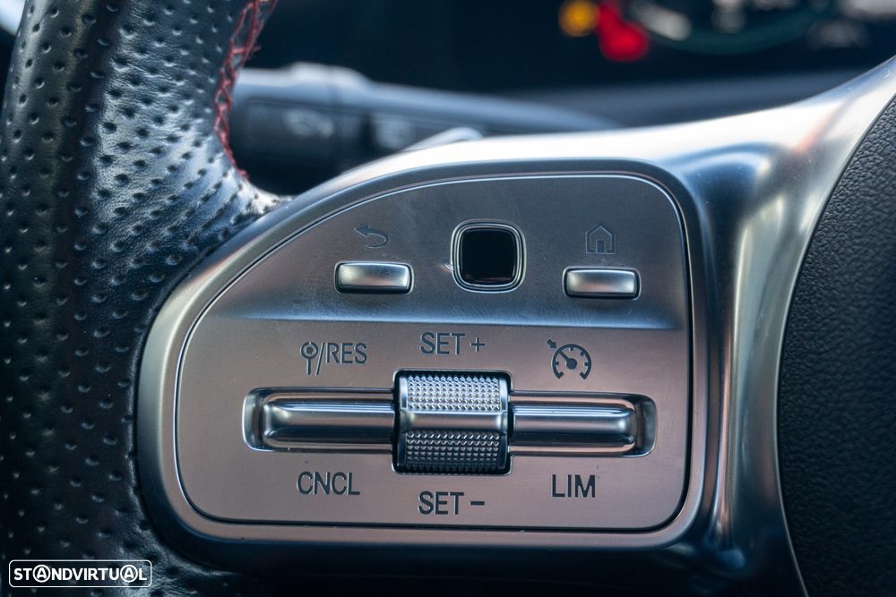 Mercedes-Benz A 180 7G-DCT AMG Line - 20