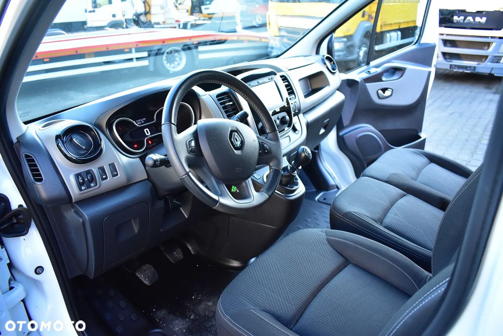 Renault Trafic 1.6 D 145 KM /Blaszak L2H2 / Wysoki ! / Oryginalny przebieg / Sprowadzony z Niemiec ! - 23