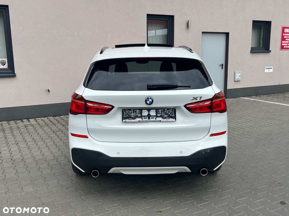 BMW X1 xDrive20i M Sport - 5
