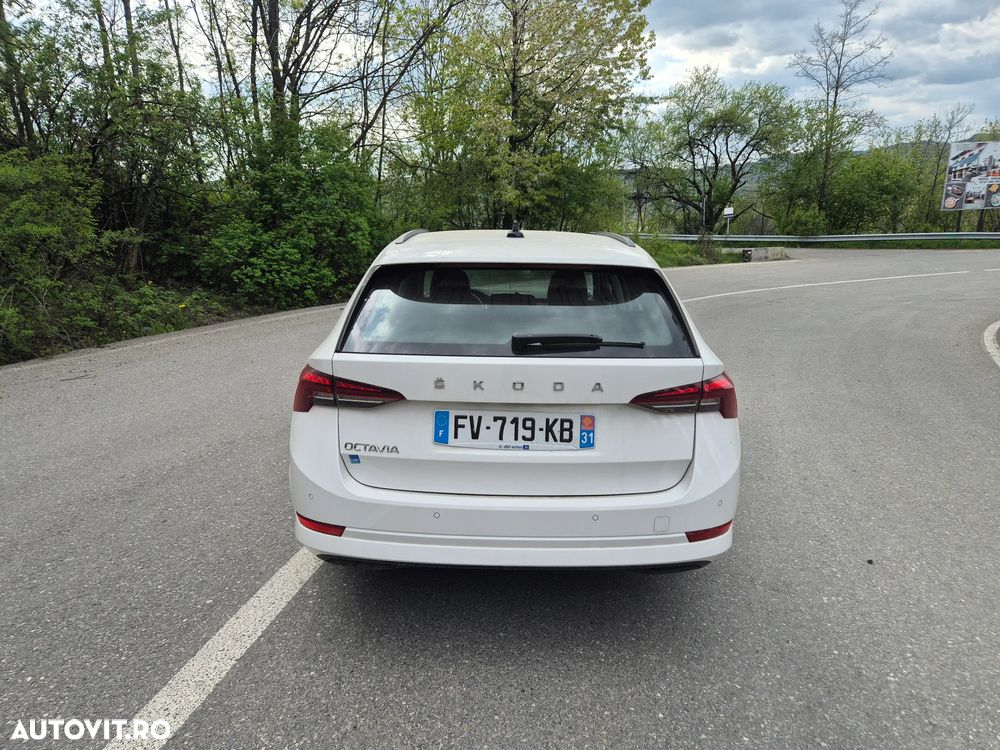 Skoda Octavia 2.0 TDI DSG Exclusive Plus - 29