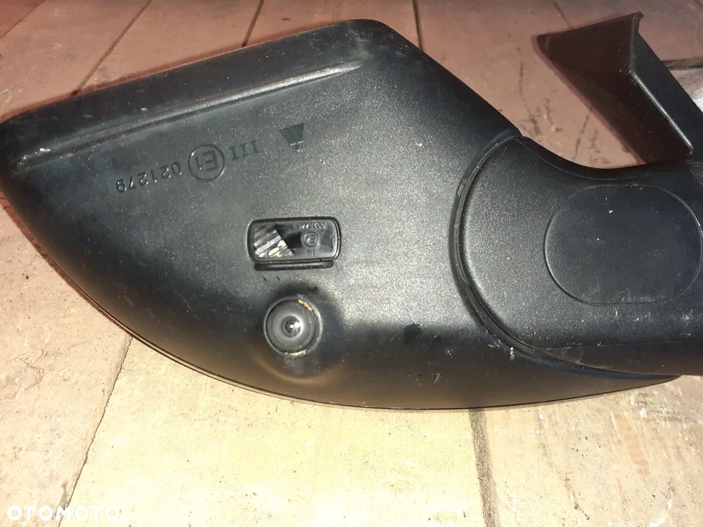 Mercedes GLC W253 Lusterko Lewe 16+3 - 3