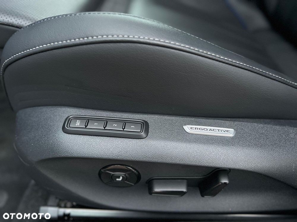 Volkswagen Passat - 17