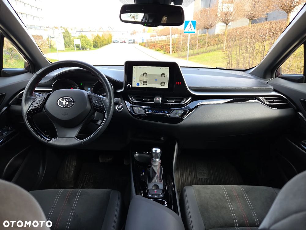 Toyota C-HR 2.0 Hybrid GR Sport - 29