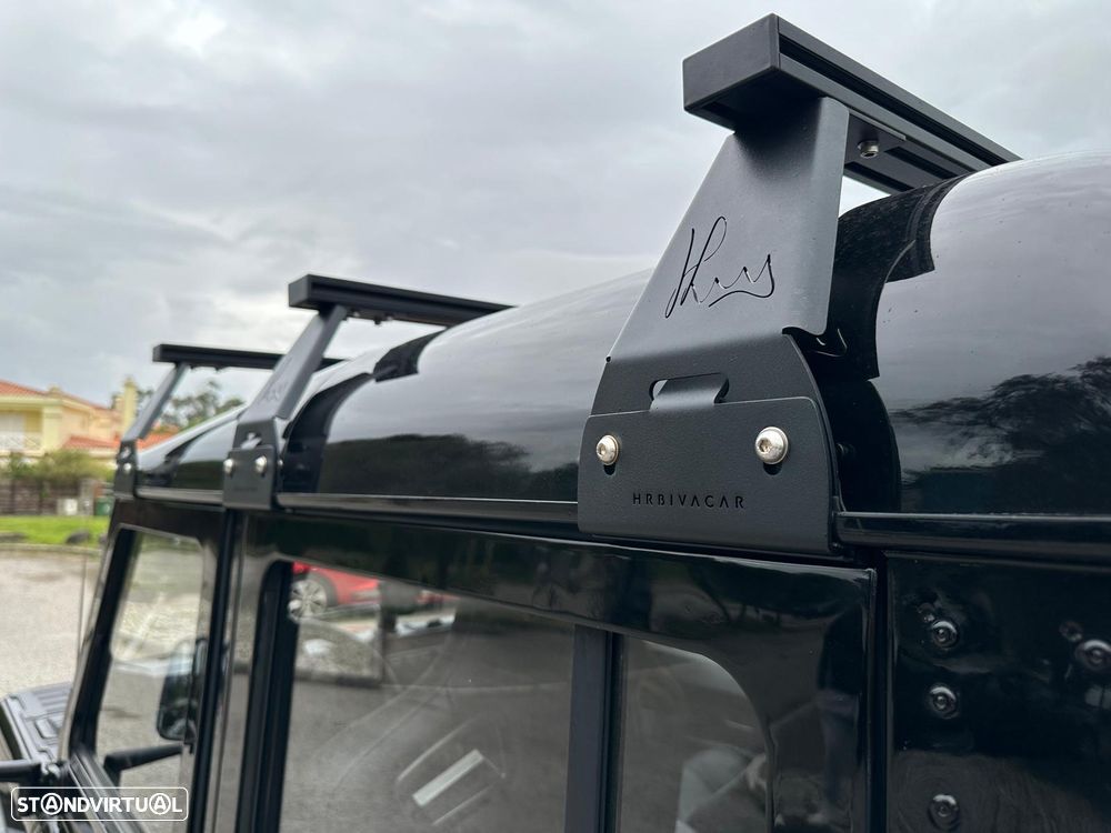 Land Rover Defender - 10