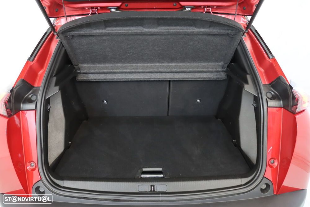 Peugeot 2008 PureTech 130 GT - 33