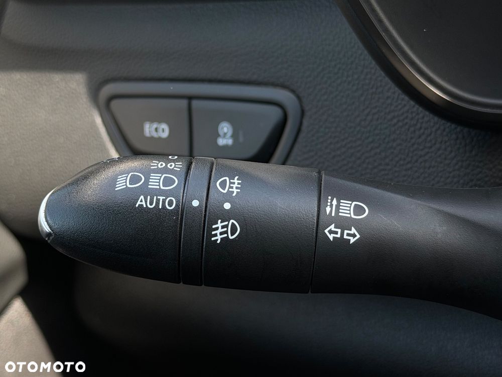 Renault Kadjar Energy TCe 130 EDC LIMITED - 29
