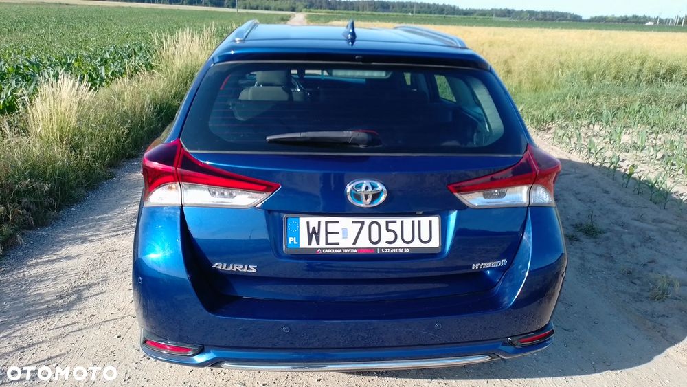Toyota Auris Hybrid 135 Premium - 2