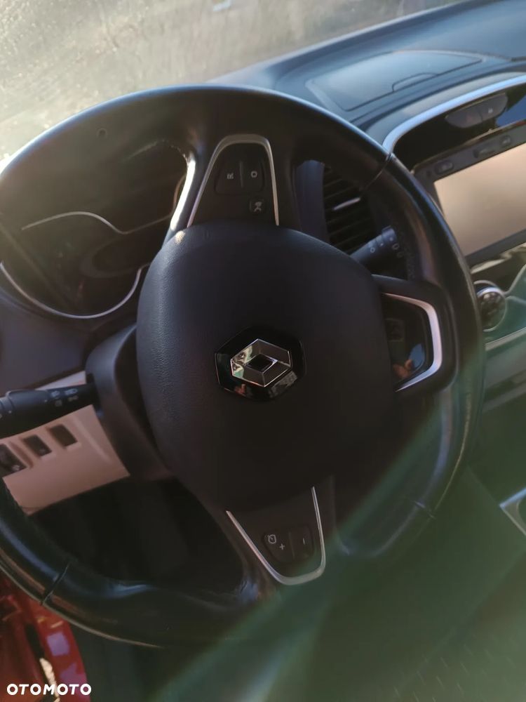 Renault Captur - 17