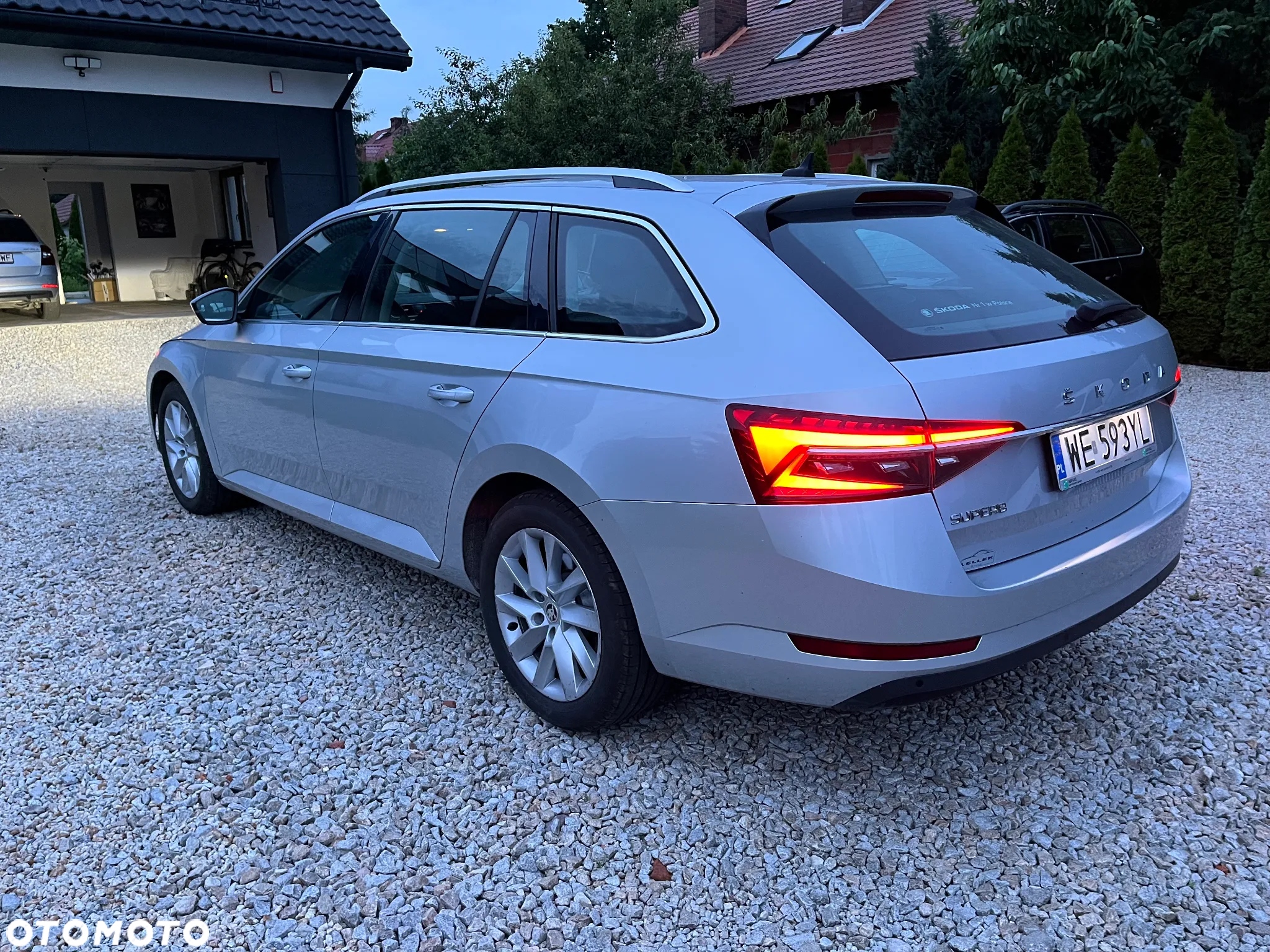 Skoda Superb 2.0 TDI SCR Ambition - 8