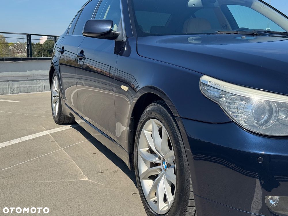 BMW Seria 5 525d Edition Exclusive - 10