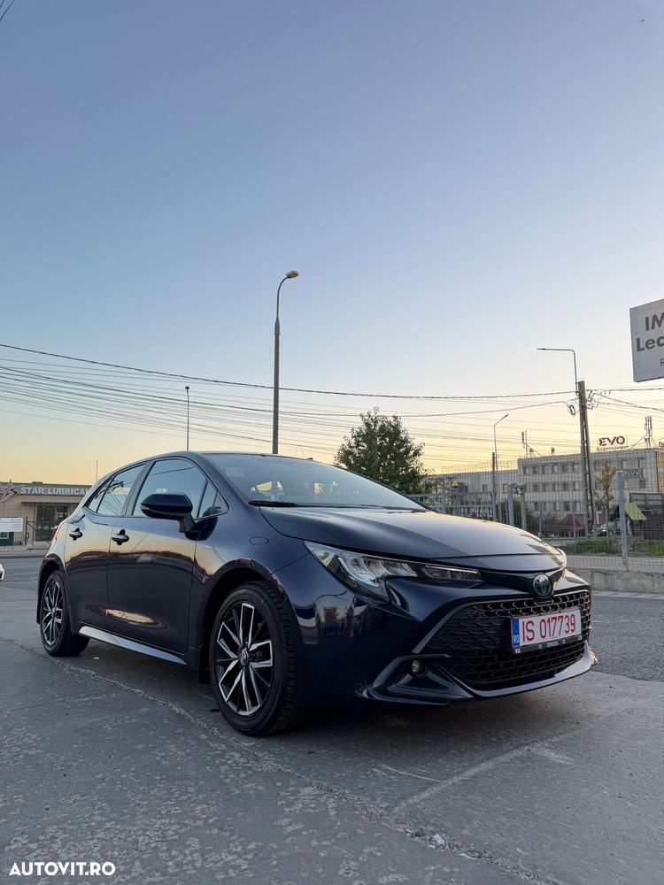 Toyota Corolla 1.8 HSD Business - 3