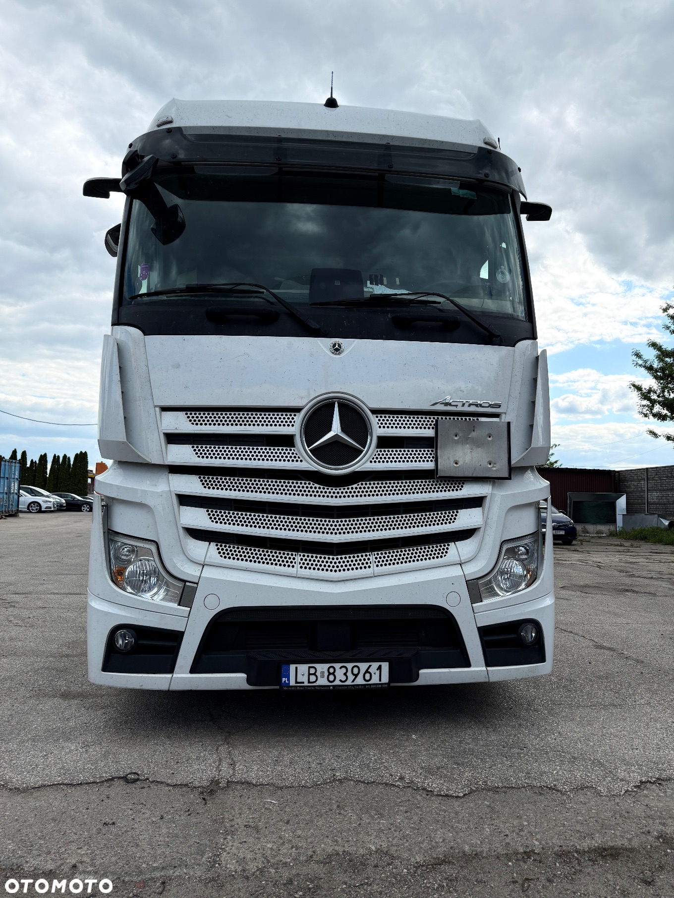 Mercedes-Benz Actros - 2