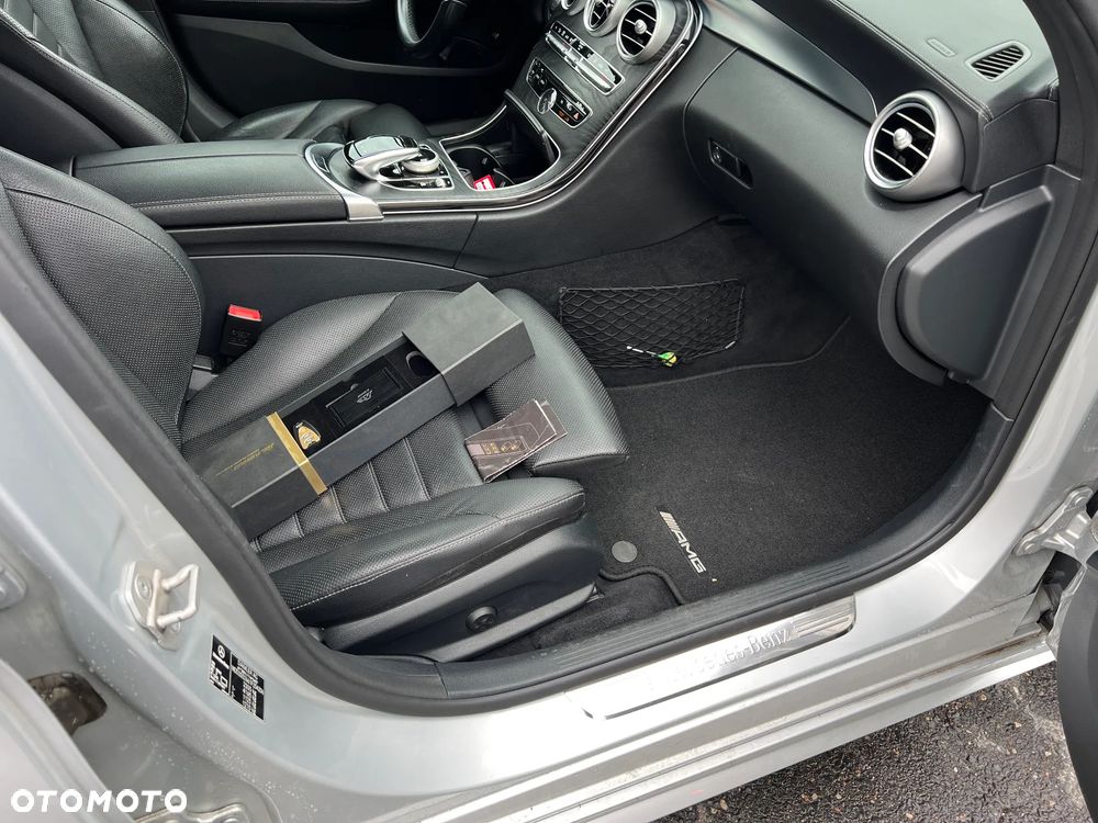 Mercedes-Benz Klasa C 400 4Matic 7G-TRONIC AMG Line - 9