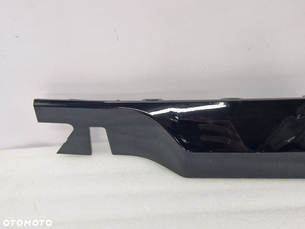 HONDA CIVIC HB TYPE R 16- TYLNA ŚRODKOWA LISTWA / KRATKA ZDERZAKA TYLNEGO TYLNIEGO TYŁ , NR 71507-TGH-A0 , NR AUKCJI KR140 - 5