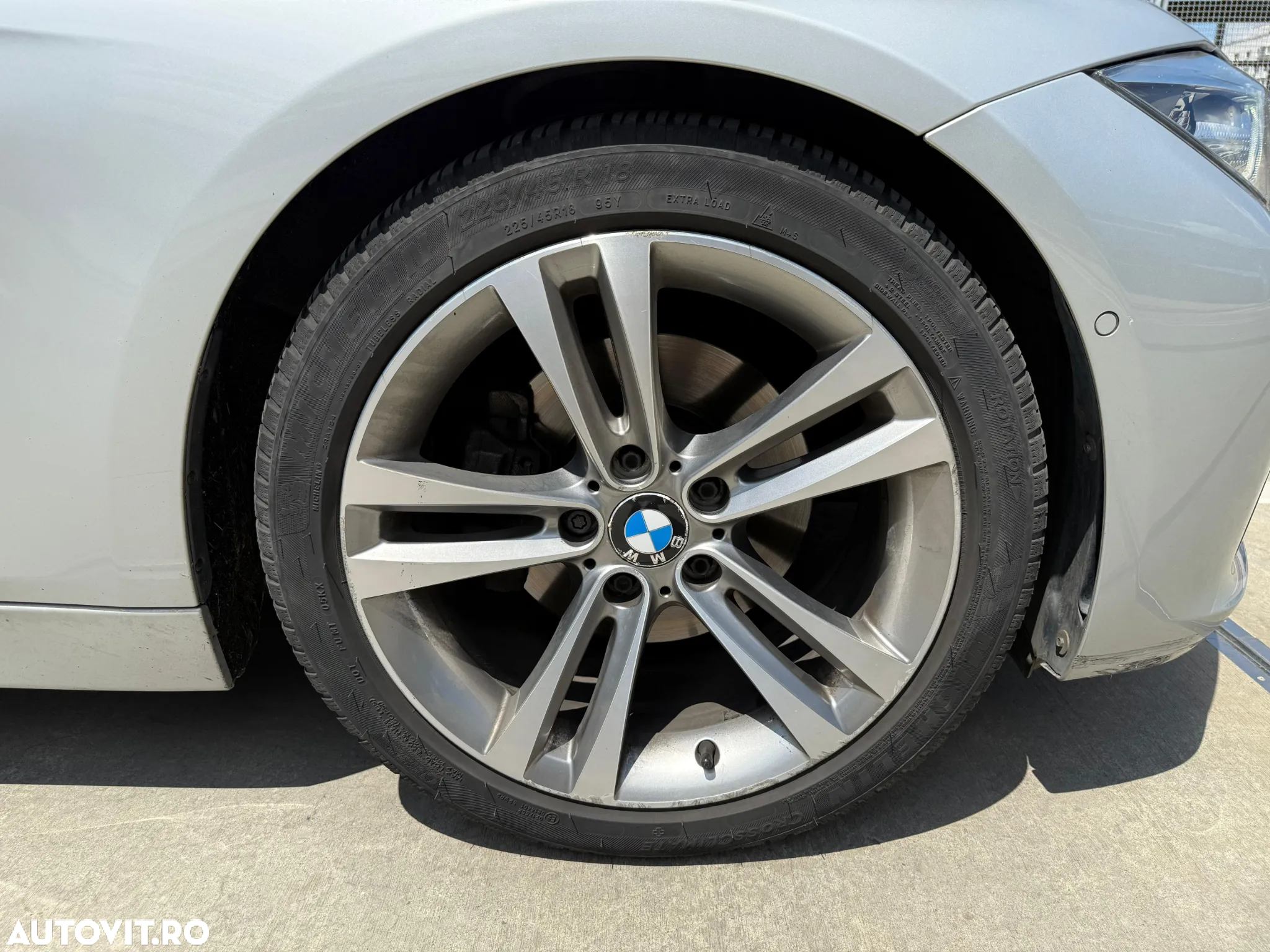 BMW Seria 3 320d Touring Sport-Aut. Sport Line - 9