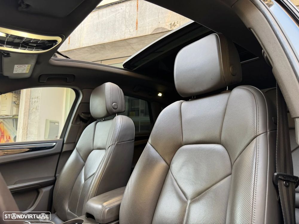 Porsche Macan S - 4
