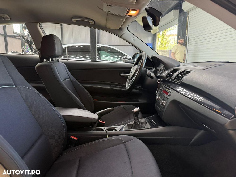 BMW Seria 1 118d - 21