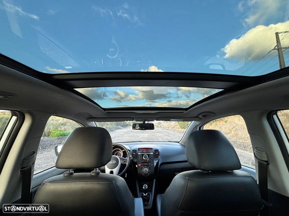 Kia Venga 1.4 CRDi TX ISG - 27