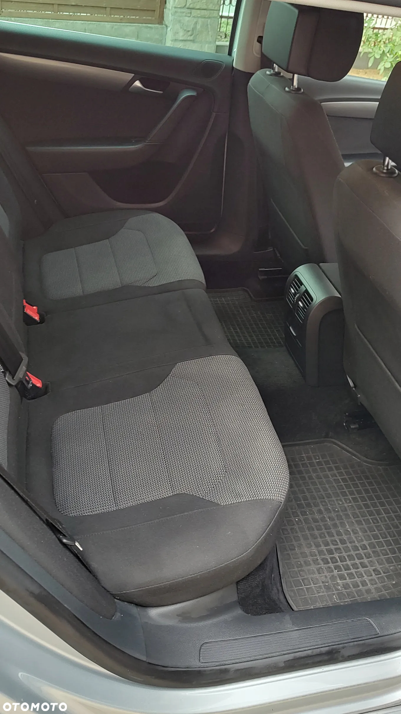 Volkswagen Passat 2.0 TDI Comfortline - 9