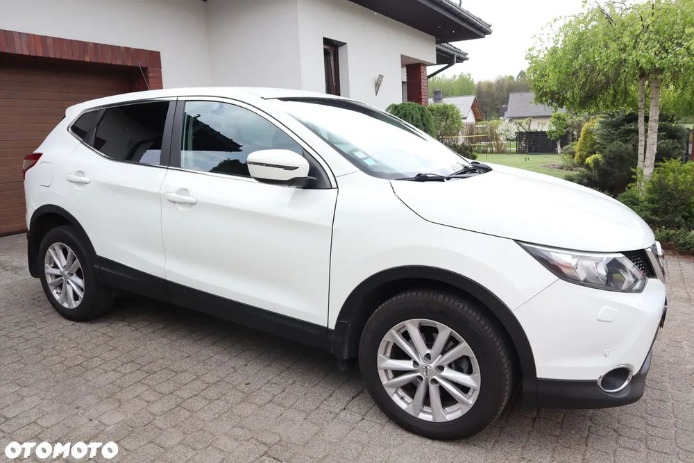 Nissan Qashqai 1.6 dCi 4x4 Acenta S&S - 6