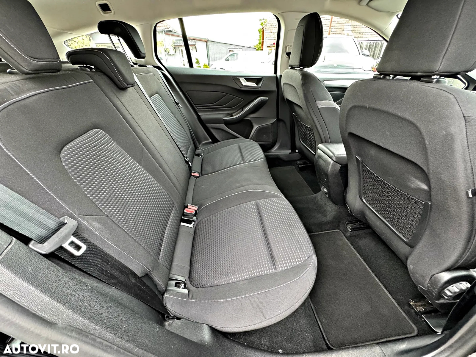 Ford Focus 1.5 EcoBlue Start-Stopp-System COOL&CONNECT - 7