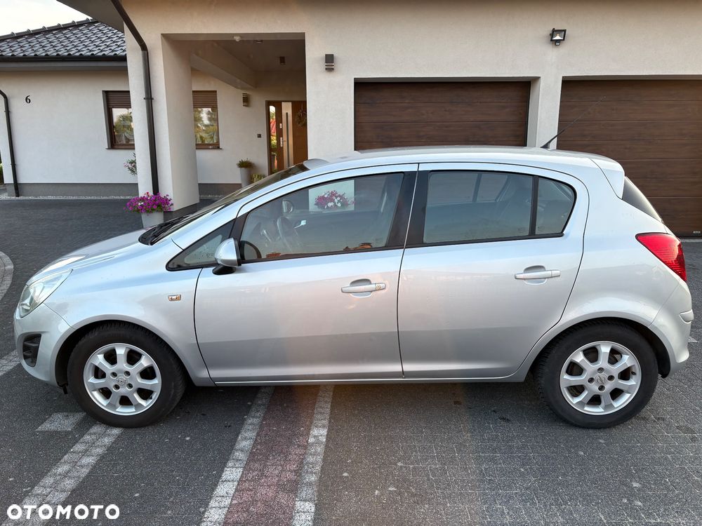 Opel Corsa 1.4 16V Edition - 29