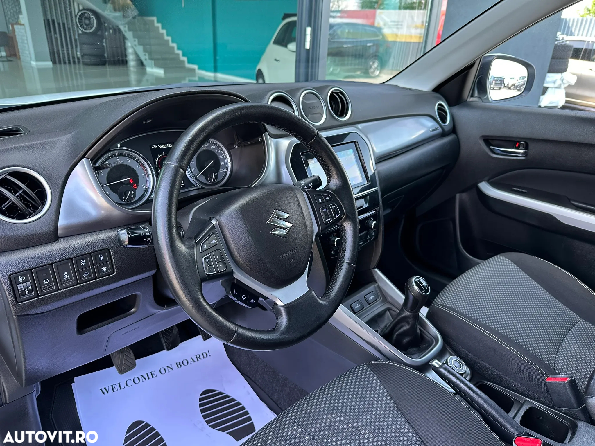 Suzuki Vitara 1.0 Boosterjet Allgrip Comfort - 13